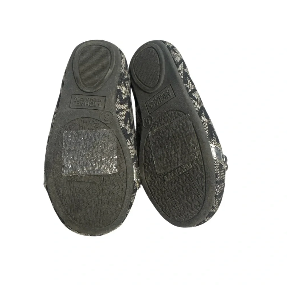 Michael Kors Signature Slippers Stylish Gray Girls Shoes Size 6